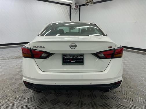 2023 Nissan Altima SR FWD
