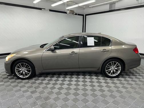 2012 INFINITI G37x Base