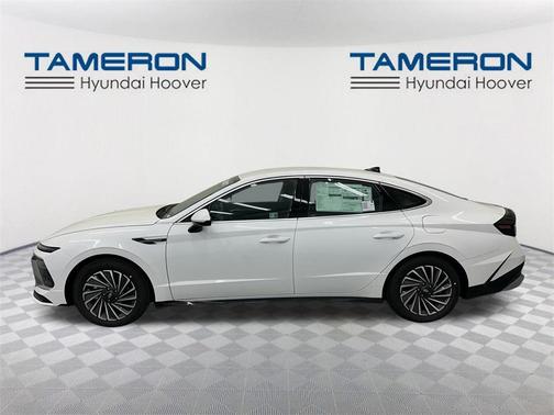 2025 Hyundai SONATA Hybrid SE