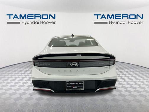 2025 Hyundai SONATA Hybrid SE