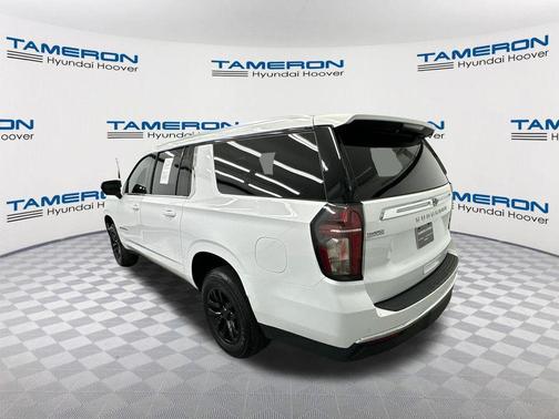 Summit White 2023 Chevrolet Suburban LT