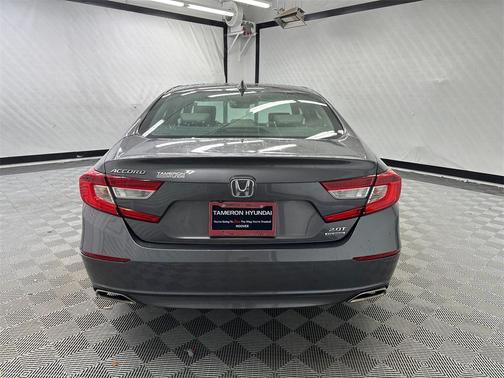 2019 Honda Accord Touring 2.0T