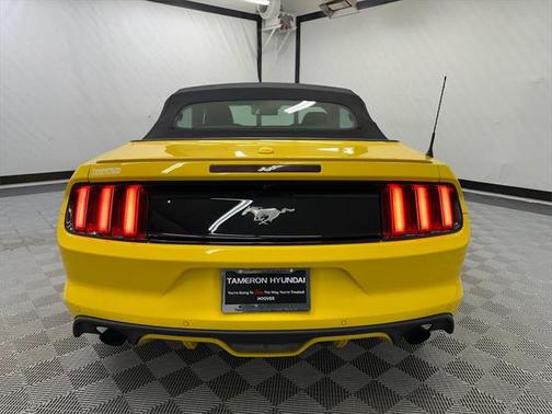 2015 Ford Mustang EcoBoost Premium