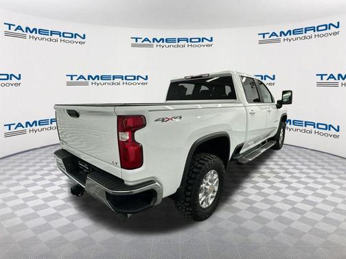 Summit White 2024 Chevrolet Silverado 2500 LT