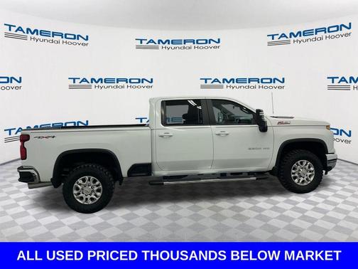 Summit White 2024 Chevrolet Silverado 2500 LT