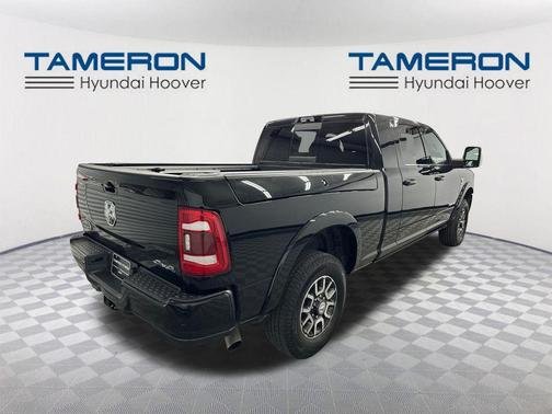 Diamond Black Crystal Pearlcoat 2023 RAM 2500 Longhorn