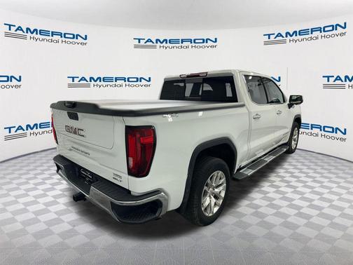 Summit White 2022 GMC Sierra 1500 SLT