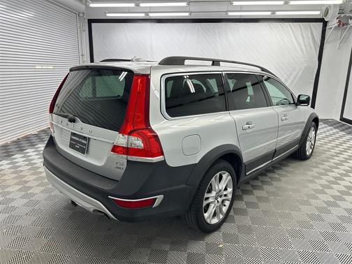 2016 Volvo XC70 T5 Premier