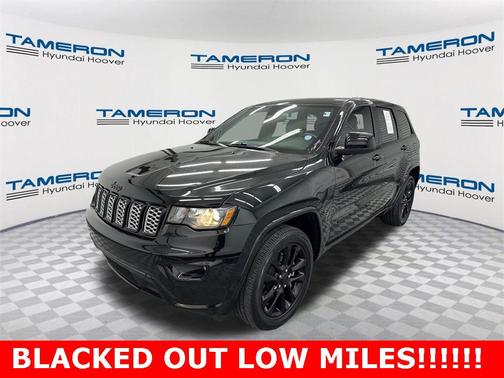 2022 Jeep Grand Cherokee Laredo