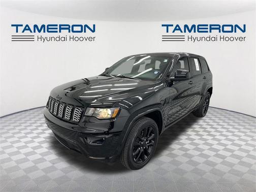 2022 Jeep Grand Cherokee Laredo