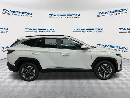 Creamy White Pearl 2026 Hyundai TUCSON Hybrid SEL