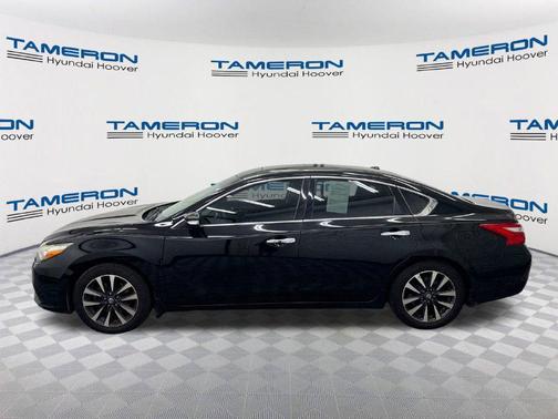 Super Black 2016 Nissan Altima 2.5 SL