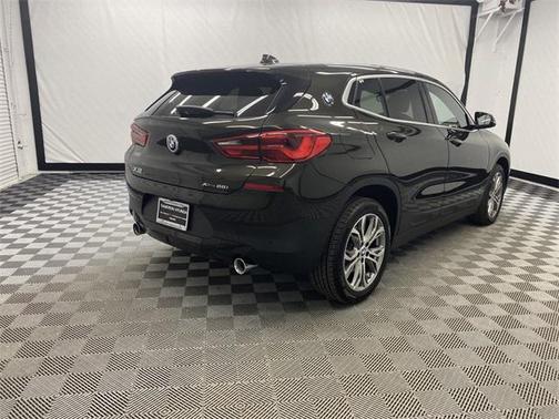 Photo 5 of 22 of 2018 BMW X2 xDrive28i