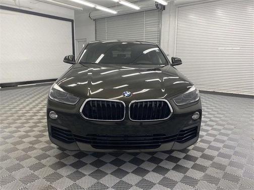 Photo 2 of 22 of 2018 BMW X2 xDrive28i
