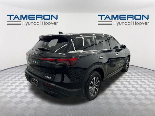 2023 INFINITI QX60 Pure