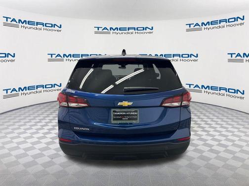 Blue Glow Metallic 2022 Chevrolet Equinox LS
