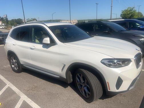 White Metallic 2022 BMW X3 xDrive30i