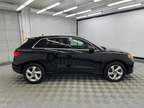 2021 Audi Q3 40 Premium