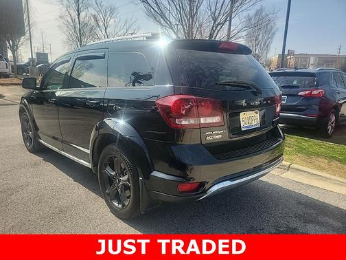 2020 Dodge Journey Crossroad