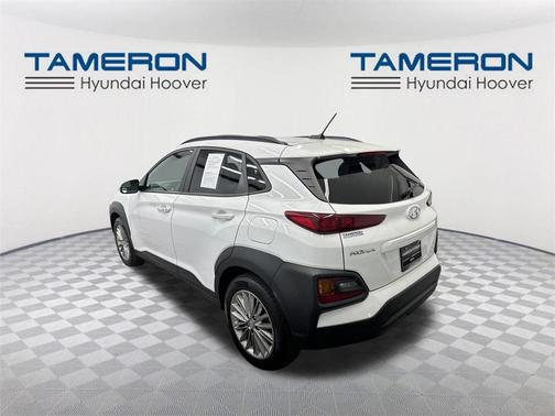 2021 Hyundai KONA SEL