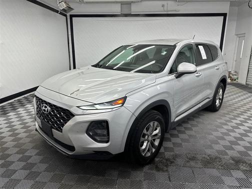 2019 Hyundai SANTA FE SE 2.4