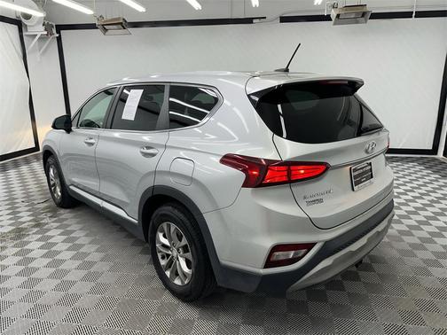 2019 Hyundai SANTA FE SE 2.4