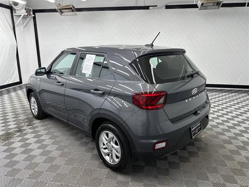 2025 Hyundai VENUE SE