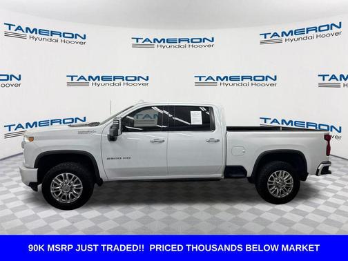 Summit White 2022 Chevrolet Silverado 2500 High Country