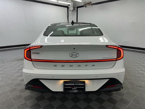 2022 Hyundai SONATA Limited