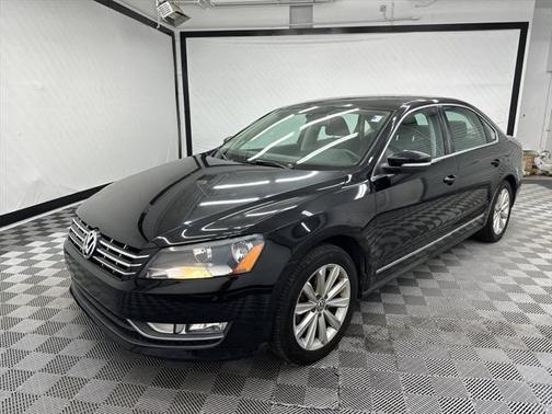 2013 Volkswagen Passat 2.5 SEL Premium