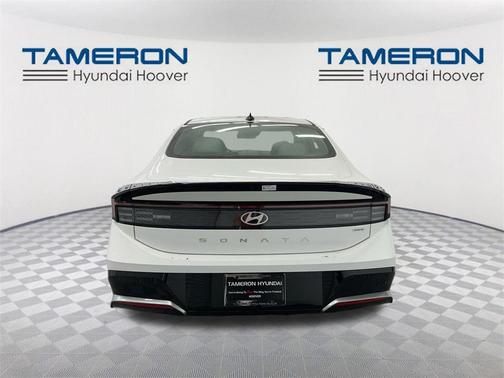 2025 Hyundai SONATA Hybrid SE