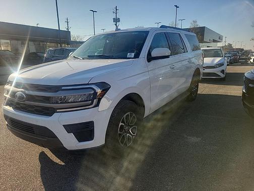 2024 Ford Expedition Max XLT