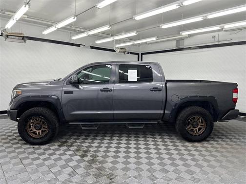 2014 Toyota Tundra Platinum