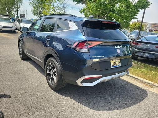 Vesta Blue 2024 Kia Sportage Hybrid EX