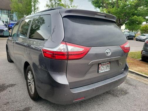 Predawn Gray Mica 2017 Toyota Sienna XLE Premium