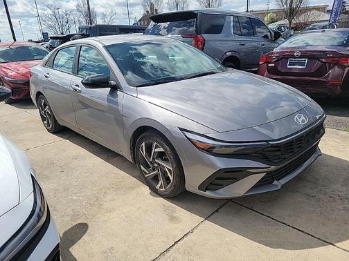 2025 Hyundai ELANTRA Sport