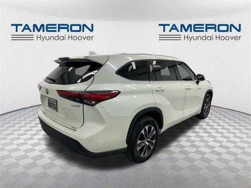 2021 Toyota Highlander Hybrid XLE