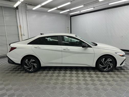 2025 Hyundai ELANTRA Sport