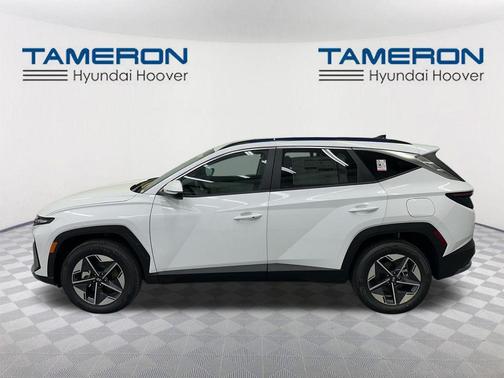Creamy White Pearl 2026 Hyundai TUCSON Hybrid SEL Convenience