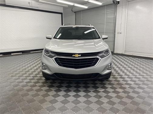 Photo 2 of 22 of 2019 Chevrolet Equinox 3LT