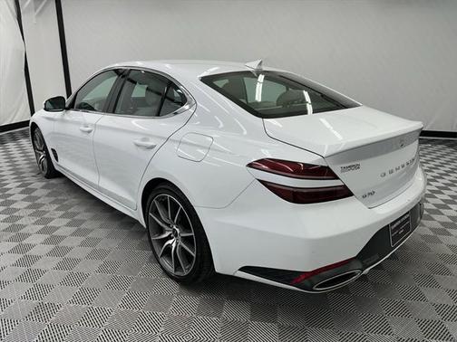 2024 Genesis G70 2.5T RWD