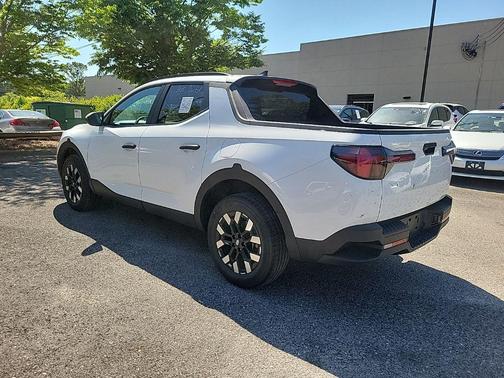 Atlas White 2025 Hyundai SANTA CRUZ SEL