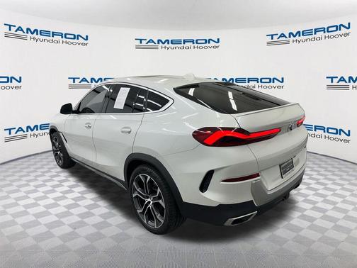 Mineral White Metallic 2022 BMW X6 xDrive40i