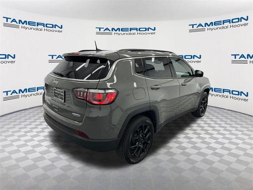 2023 Jeep Compass Latitude Lux
