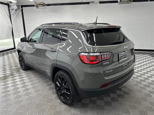 2023 Jeep Compass Latitude Lux