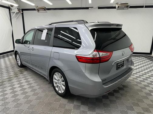 2017 Toyota Sienna Limited