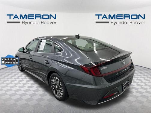 2022 Hyundai SONATA Hybrid SE