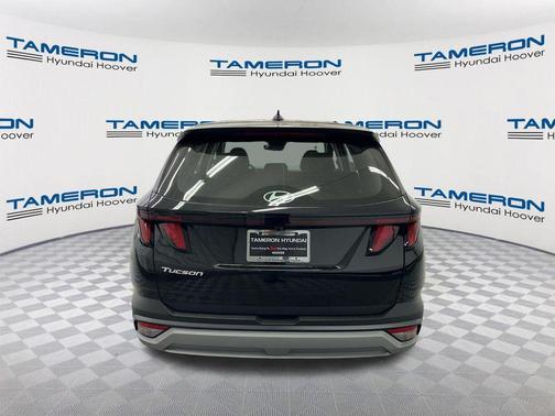 Phantom Black 2026 Hyundai TUCSON SE