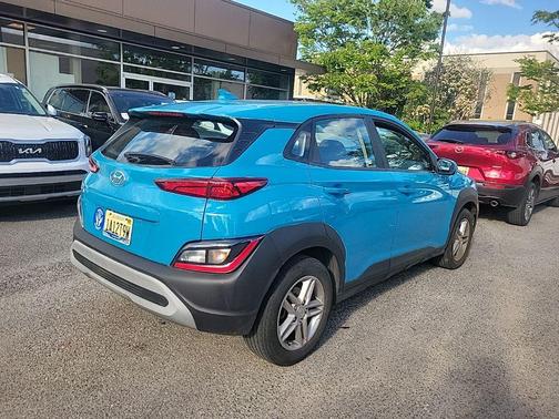 2022 Hyundai KONA SE