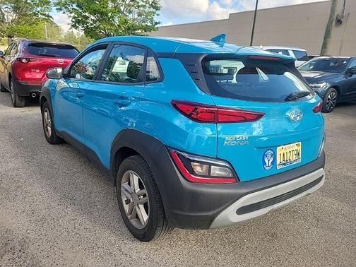 2022 Hyundai KONA SE
